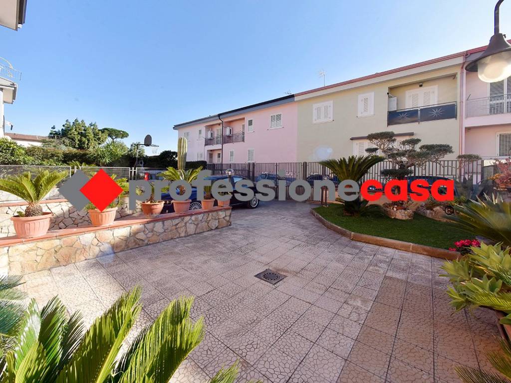 Villetta a schiera a Marcianise in Via De Sanctis, 114 - Foto 4