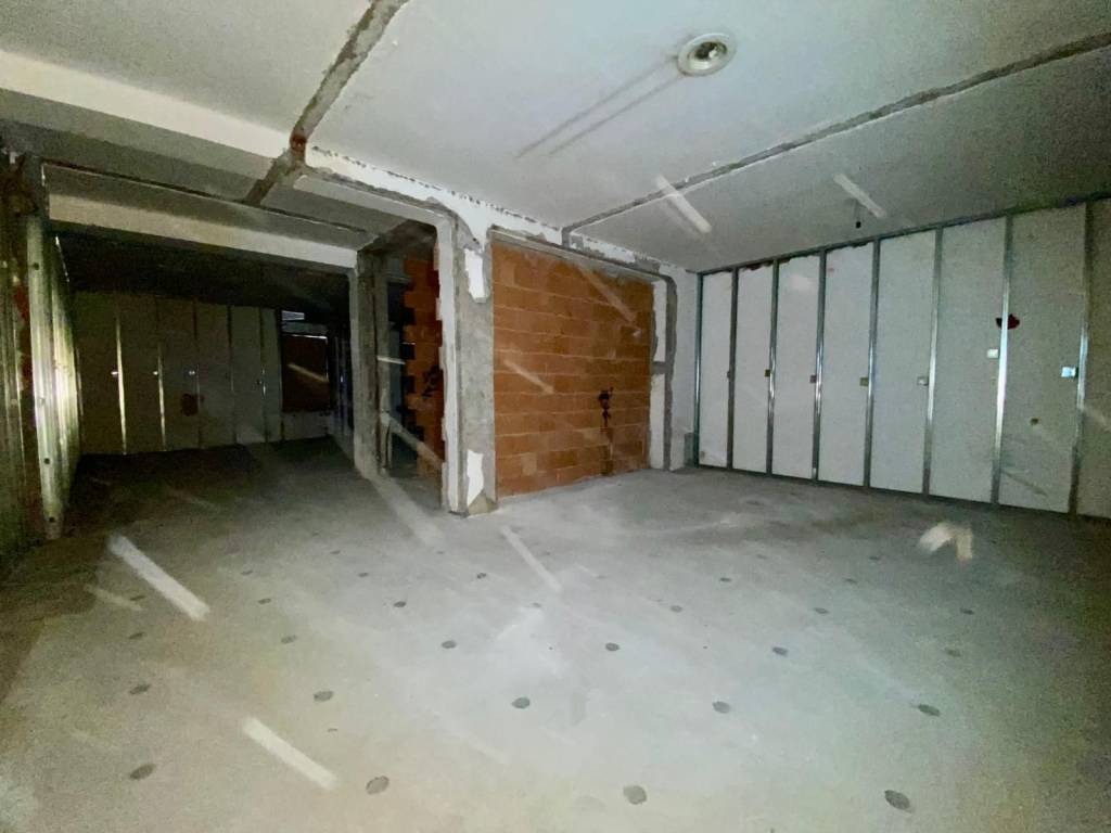 Appartamento a Brescia in Via Fratelli Porcellaga - Foto 5