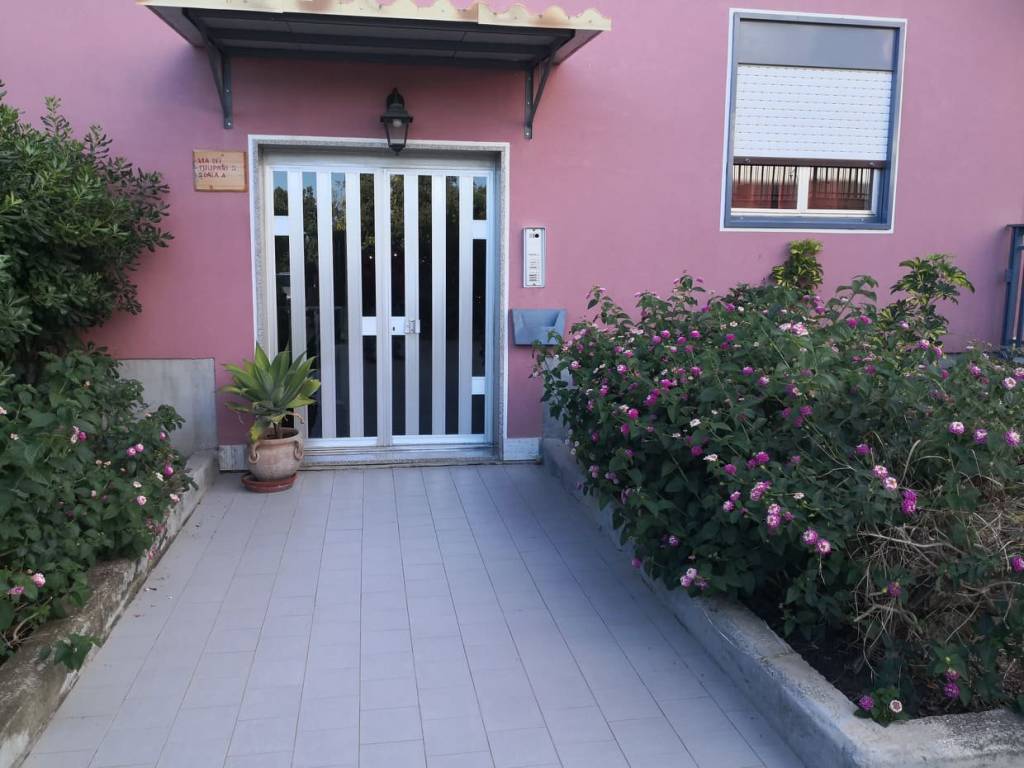 Appartamento a Melilli in Via dei Tulipani - Foto 2