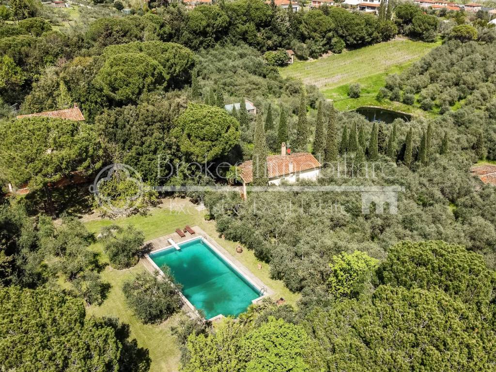 Villa a Pescia in Via del Paradiso - Foto 2