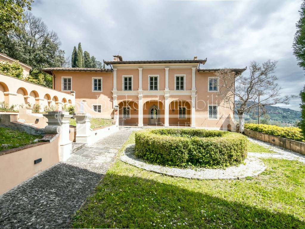 Villa a Pescia in Via del Monte Est - Foto 5