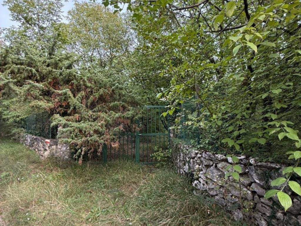 Terreno a Duino-aurisina in Località Santa Croce di Aurisina - Foto 2