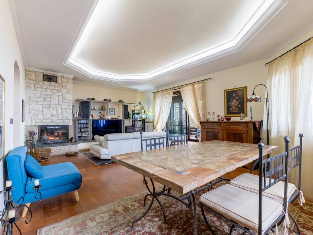 Villa a Rocca di papa in Via Alberobello - Foto 5