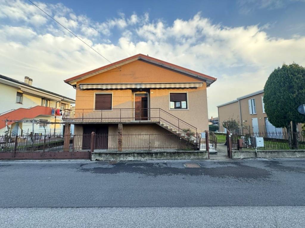 Villa a San bonifacio in Via Andrea Palladio, 8 - Foto 2
