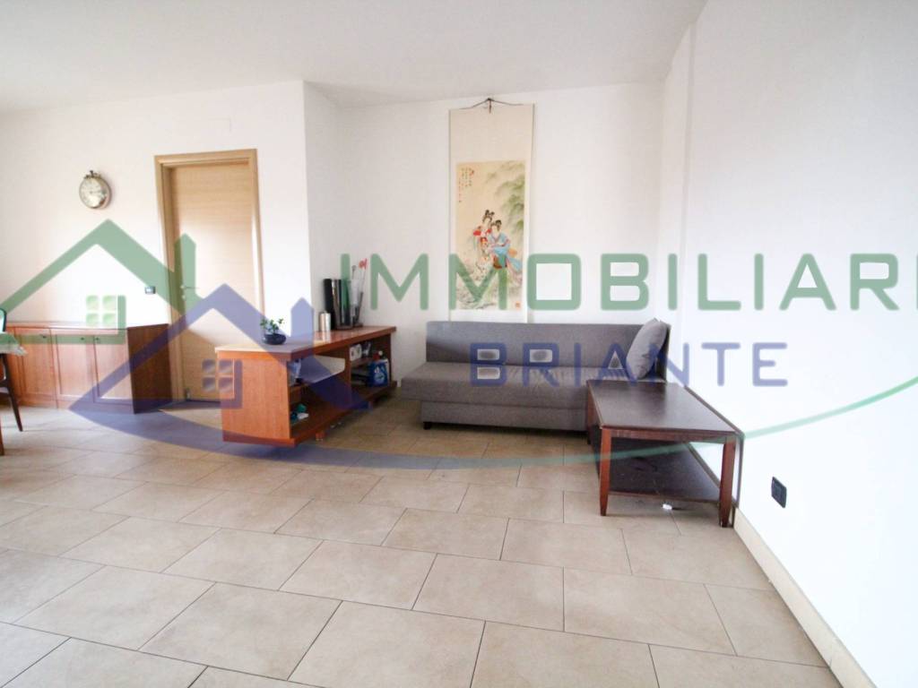 Appartamento a Somma lombardo in Via Guido Visconti di Modrone - Foto 4