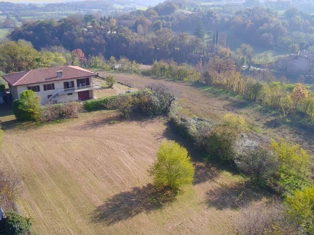 Villa a Castiglione delle stiviere in Via Donatello - Foto 4