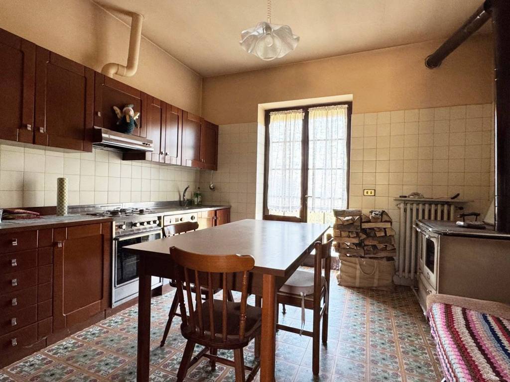 Villa a Castiglione delle stiviere in Via Donatello - Foto 5