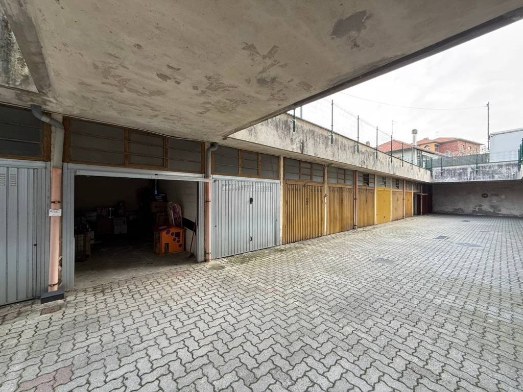 Box / garage a Collegno in Via Macedonia, 9 - Foto 5