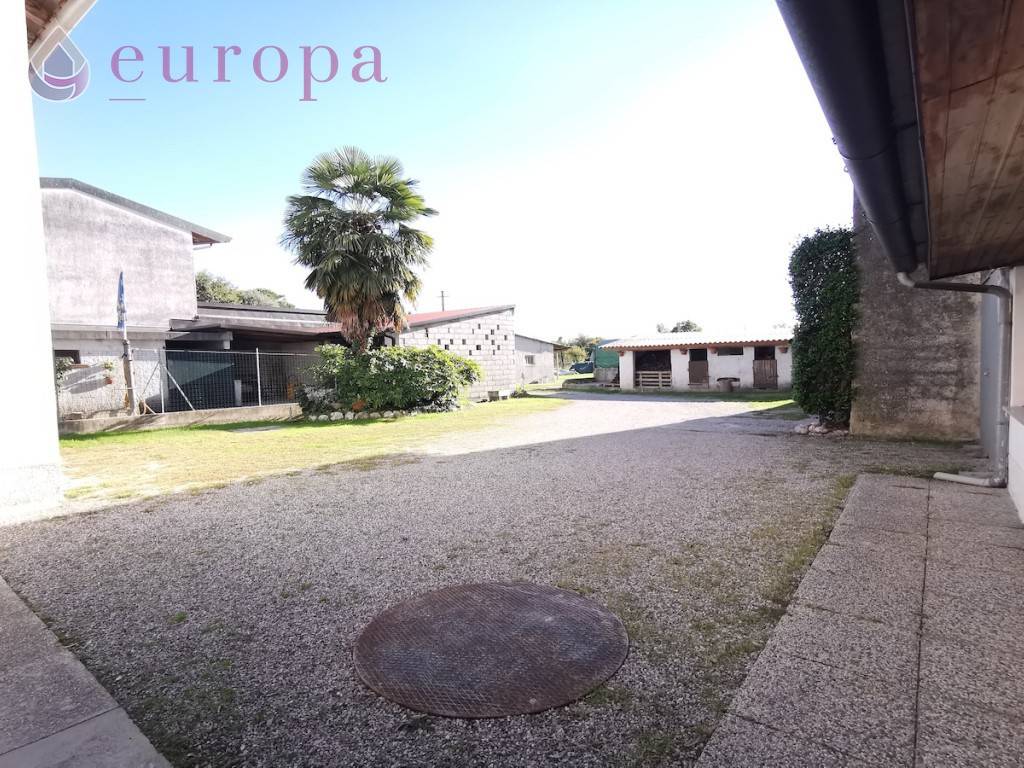 Rustico / casale a Valvasone arzene in via canonica - Foto 4