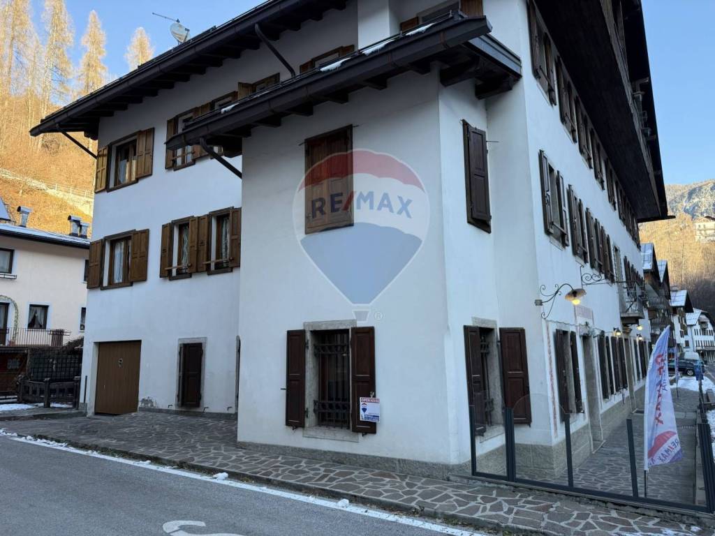 Palazzo / stabile a Val di zoldo in Via Roma, 22 - Foto 4