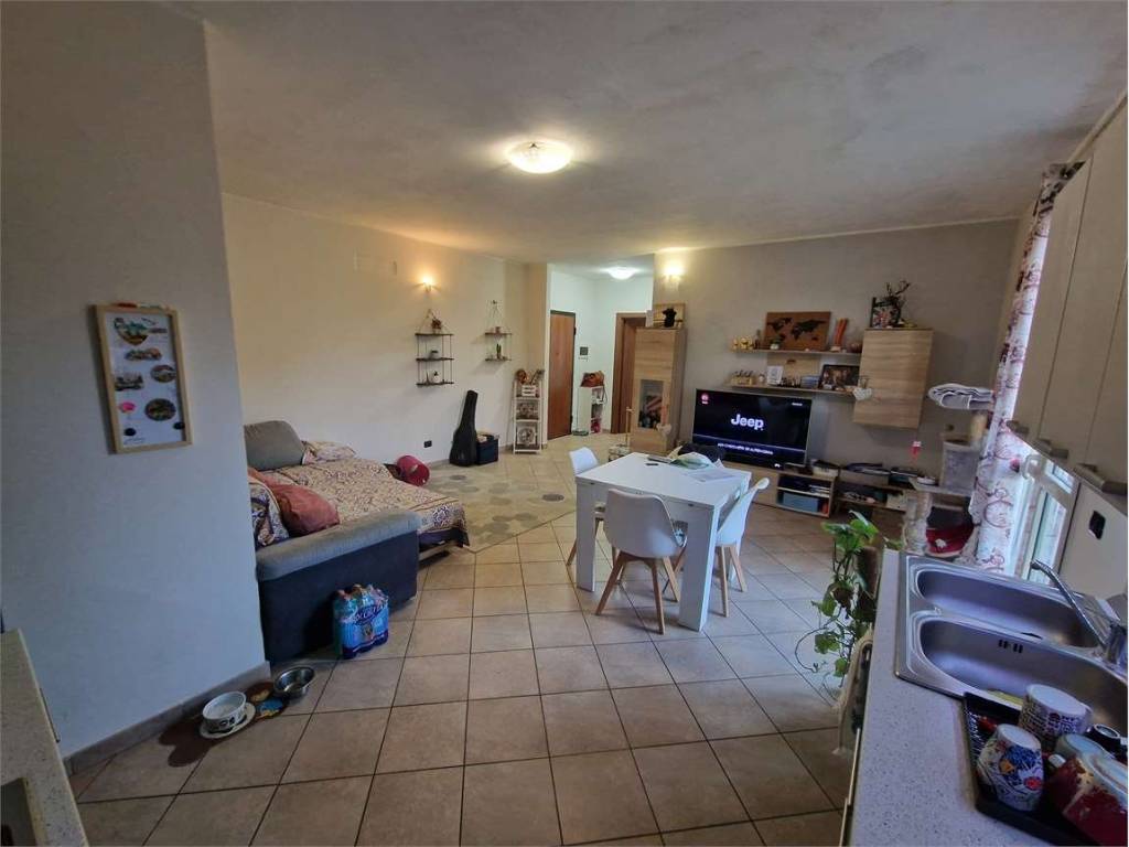 Appartamento a Golasecca in viale Europa - Foto 2