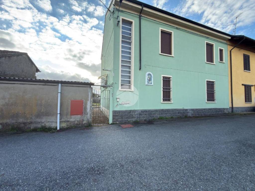 Casa indipendente a Rive in Via IV Novembre, 2 - Foto 2