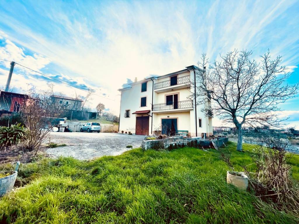 Villa a Poggio nativo in Via Casale dei Colli - Foto 5