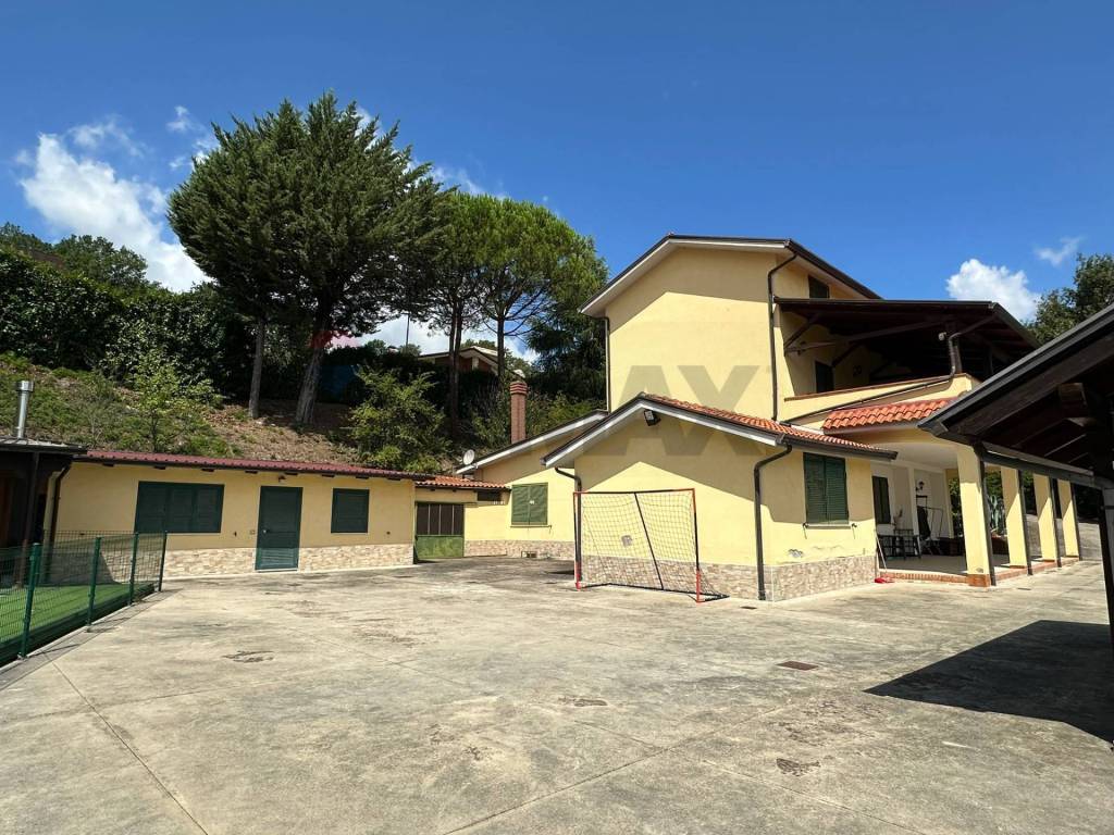 Villa a Ceppaloni - Foto 3