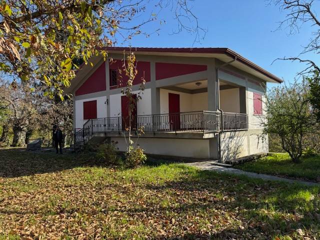Villa a Roccamonfina in Località Tuorisiti - Foto 2