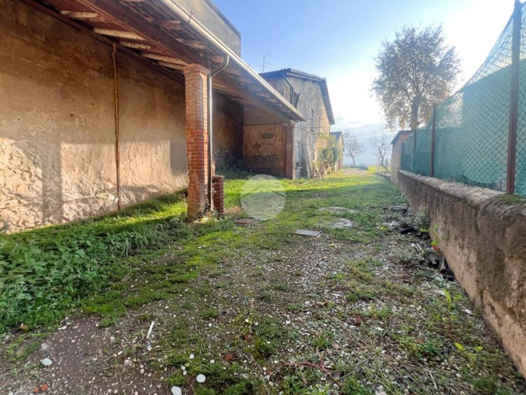 Rustico / casale a Castelcovati in Via Comezzano, 84 - Foto 2