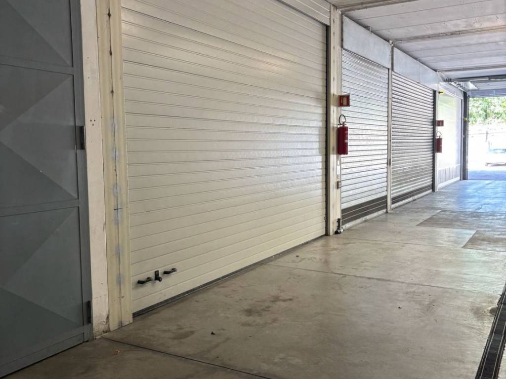 Box / garage a Laives in Via John Fitzgerald Kennedy - Foto 4