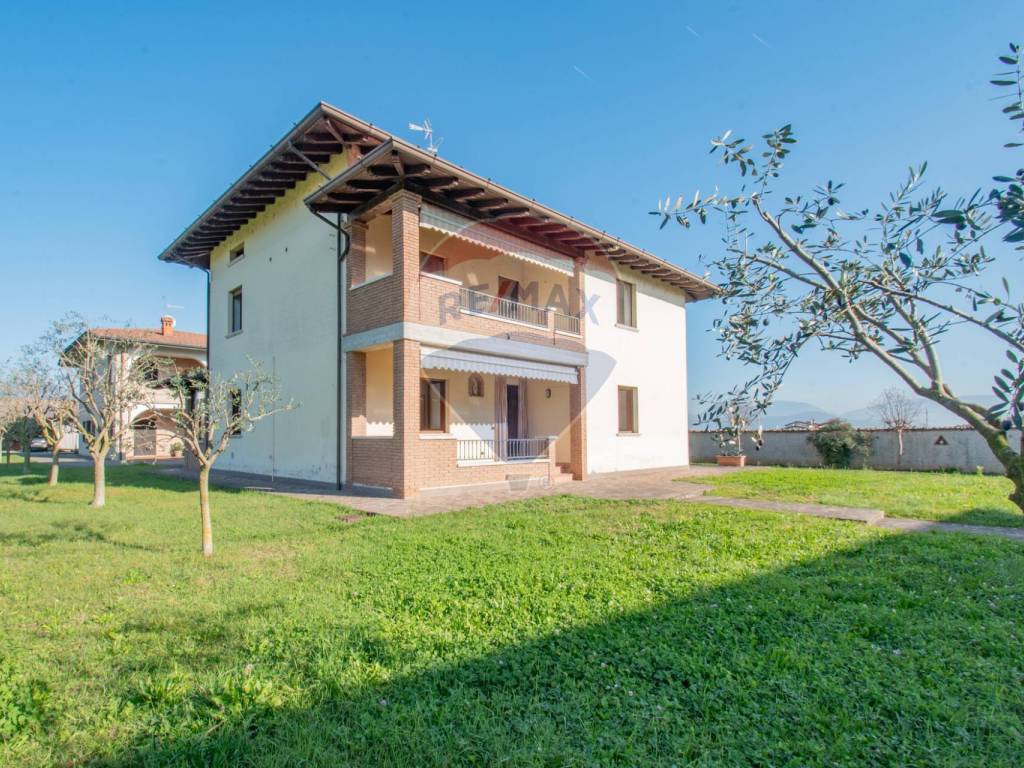 Appartamento a Castegnato in Via Cavour, 184 - Foto 3