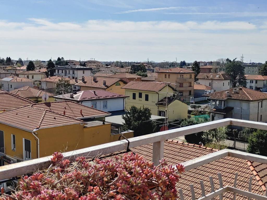 Appartamento a Cassano magnago in Via Giuseppe Garibaldi - Foto 4