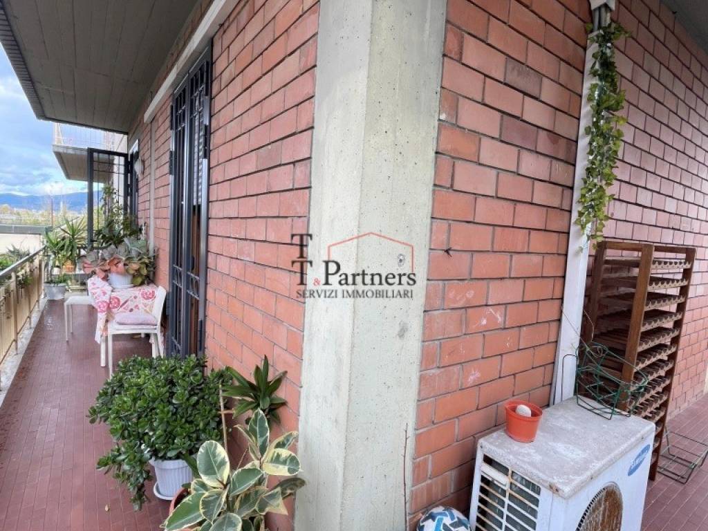 Appartamento a Campi bisenzio in Via San Jacopo - Foto 4
