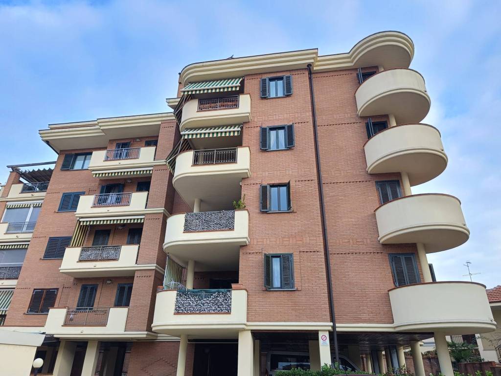Appartamento a Nichelino in Via Torino, 149 - Foto 2