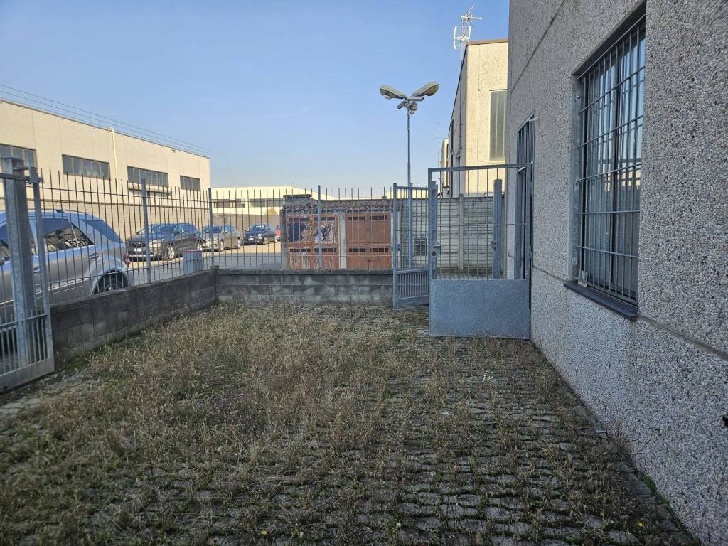 Immobile a Santo stefano ticino in Via Salvatore Quasimodo, 23 - Foto 2