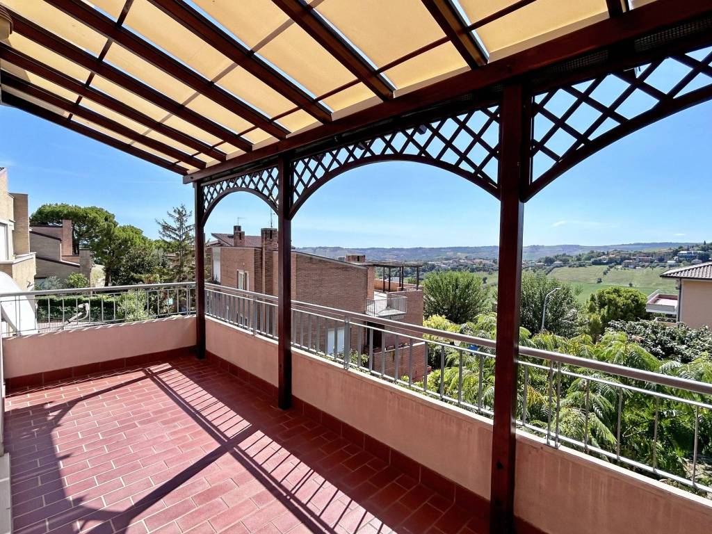 Villetta a schiera a Fermo in Via Isaia Billè - Foto 4