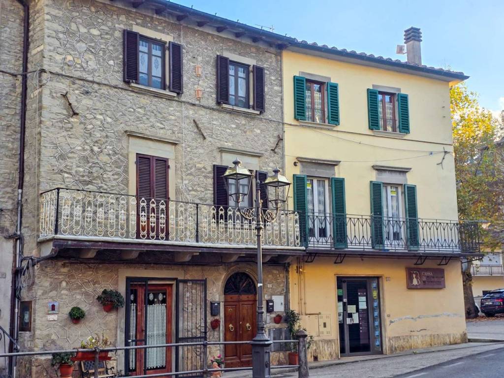 Appartamento a Sestino in Piazza del Mercato - Foto 2