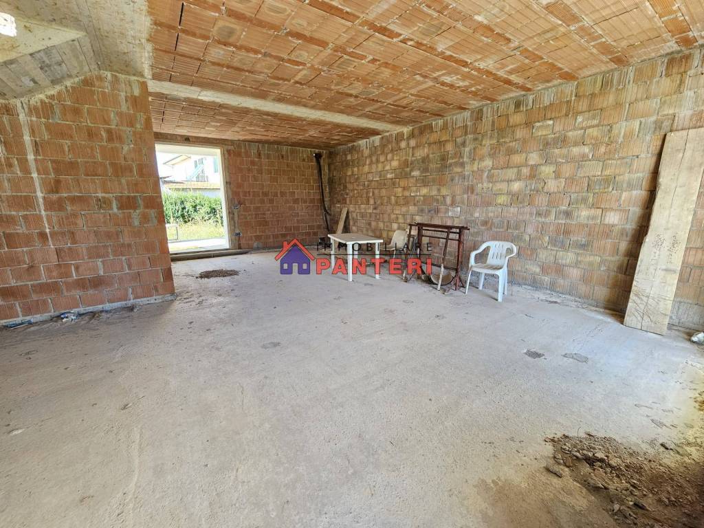 Villa a Massa e cozzile in Via Vetriano - Foto 5