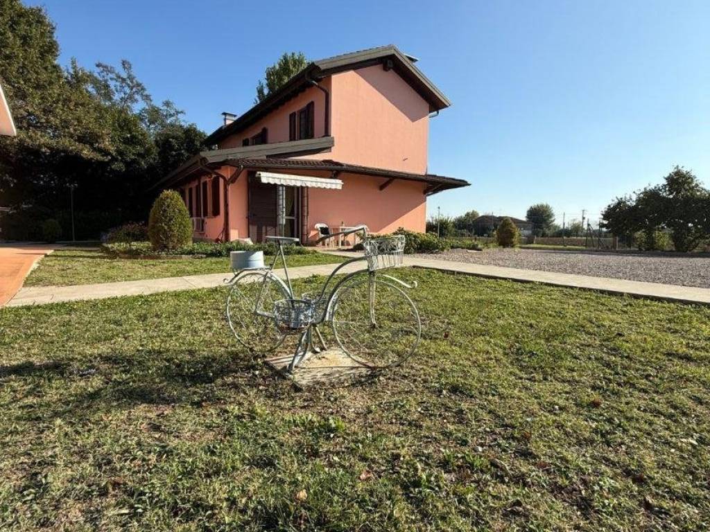 Villa a Imola in Via Montecarbone - Foto 2