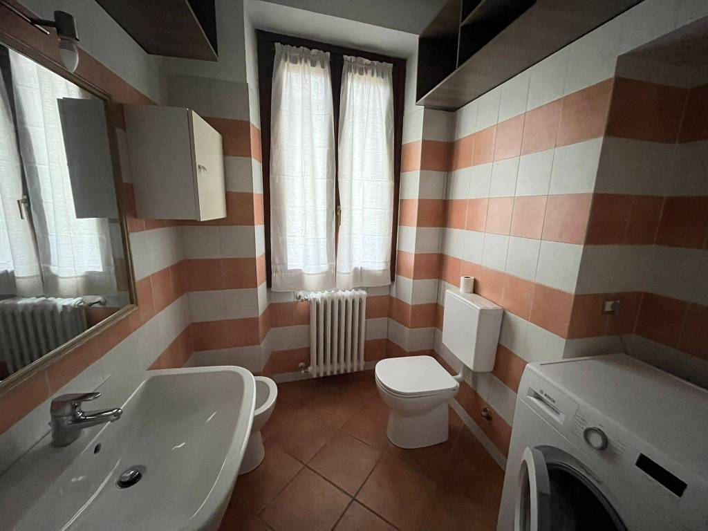 Appartamento a Casorate sempione in Via Edmondo De Amicis - Foto 4
