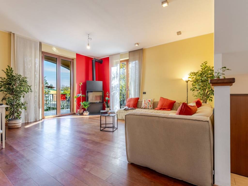 Villa a Cislago in Via Ungaretti 75/D - Foto 3