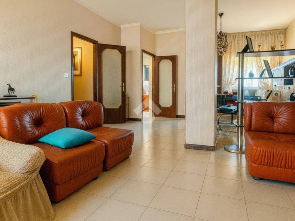 Appartamento a Gravina di catania in Viale dell'autonomia, 74 - Foto 2