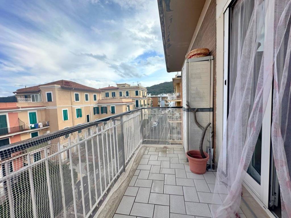 Appartamento a Gaeta in Via Cagliari, 6 - Foto 3