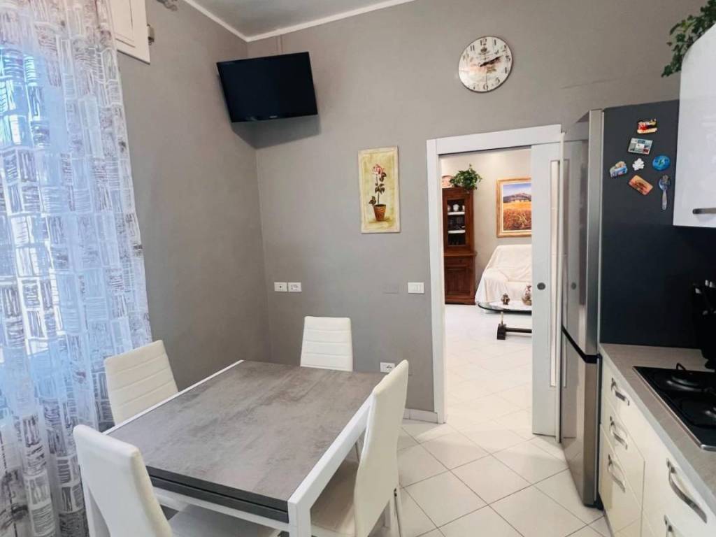 Appartamento a Castagneto carducci in Via U. Foscolo, - Foto 3