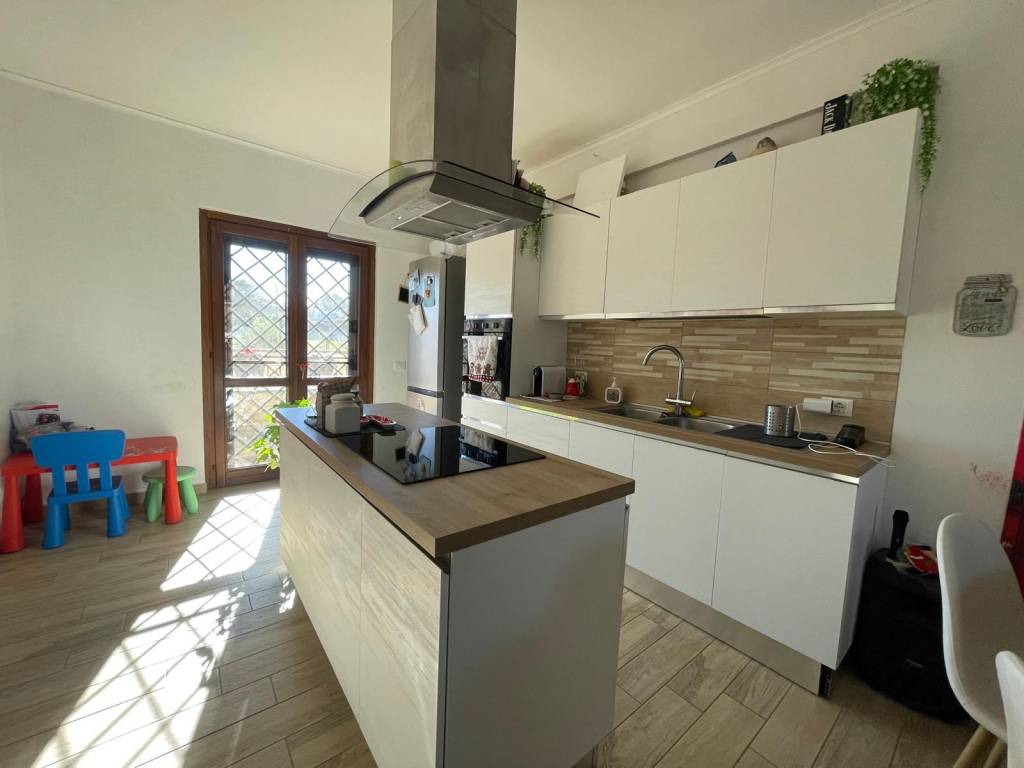 Appartamento a San cesareo in Via Casilina, 522 - Foto 2