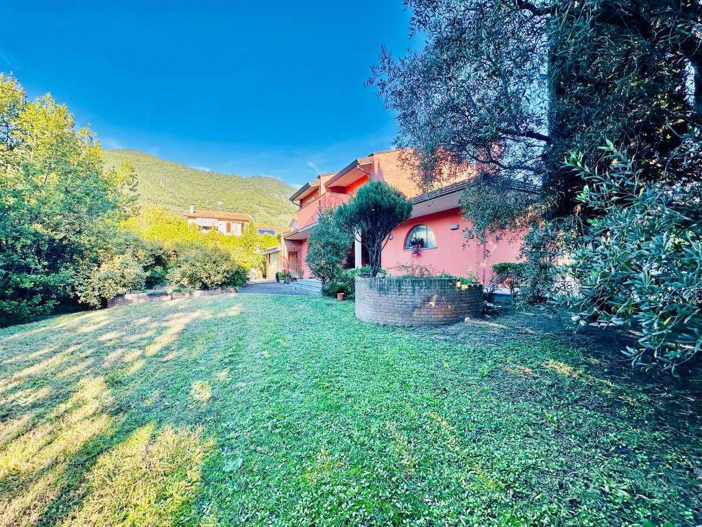 Villa a San giuliano terme in Viale dei Pioppi - Foto 2