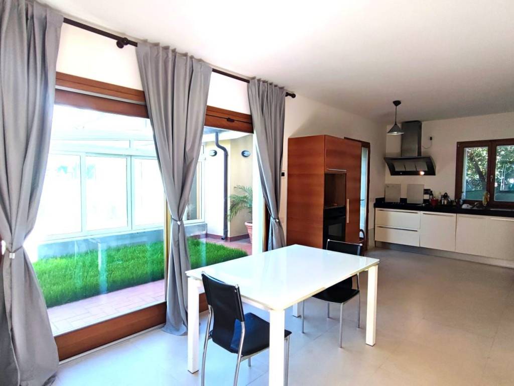 Appartamento a Riccione in Viale Domenico Cimarosa, 30 - Foto 5