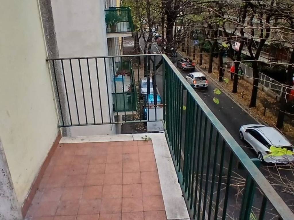 Appartamento a Livorno in Viale Goffredo Mameli - Foto 2