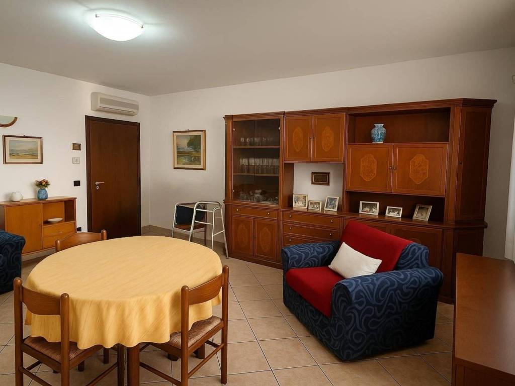 Appartamento a Binasco in Via Alessandro Volta - Foto 2