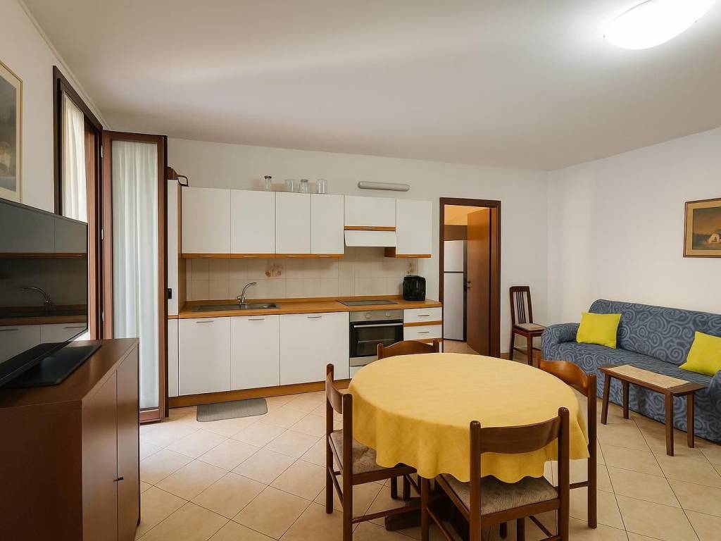 Appartamento a Binasco in Via Alessandro Volta - Foto 3