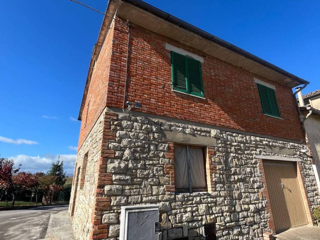 Casa indipendente a Paciano in Località Le Case - Foto 3