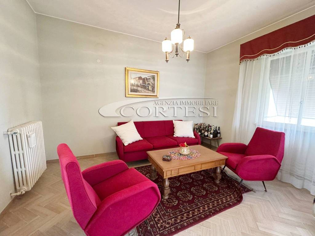 Appartamento a Umbertide in Via Roma, Umbertide, Perugia, Umbria, 06019, Italia - Foto 5
