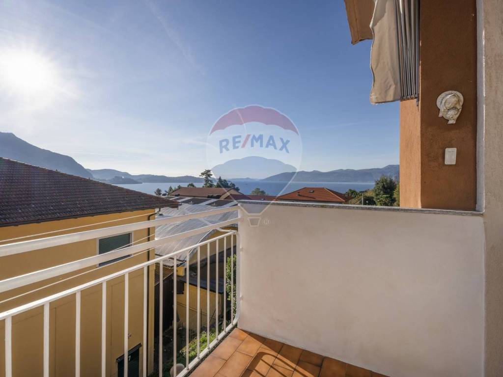 Appartamento a Ghiffa in Corso Dante Alighieri, 35 - Foto 2