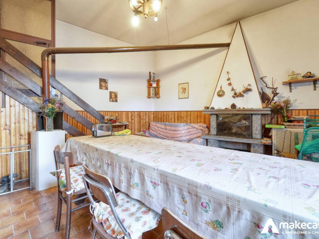 Appartamento a Vergiate in Vicolo Giuseppe Verdi, 6 - Foto 4