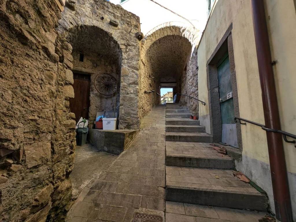 Appartamento a Beverino - Foto 2