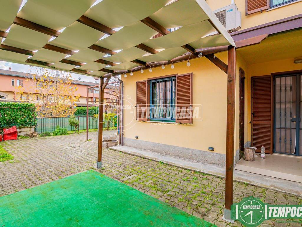 Villetta a schiera a Castiraga vidardo in Vicolo Privato Montale E. 4 - Foto 2