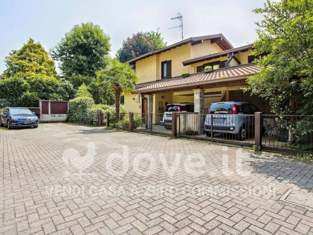 Villa a Besozzo in Via Sottocampagna, 2 - Foto 5