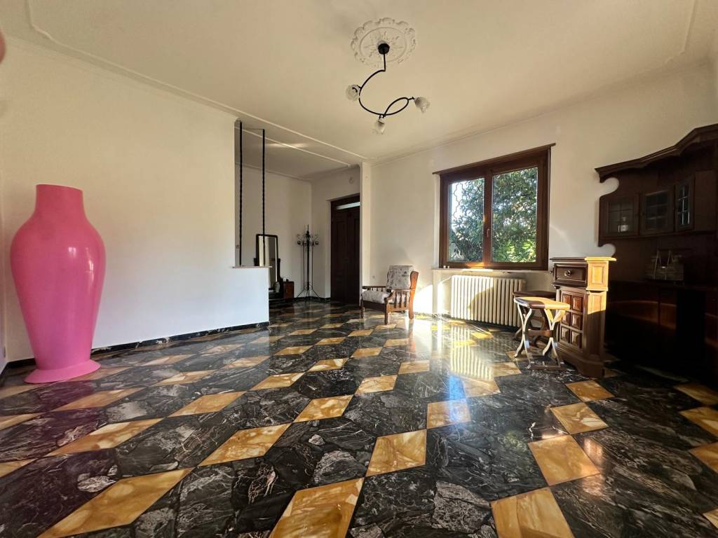 Villa a Ceresole alba in Via Bonissani, 44 - Foto 2