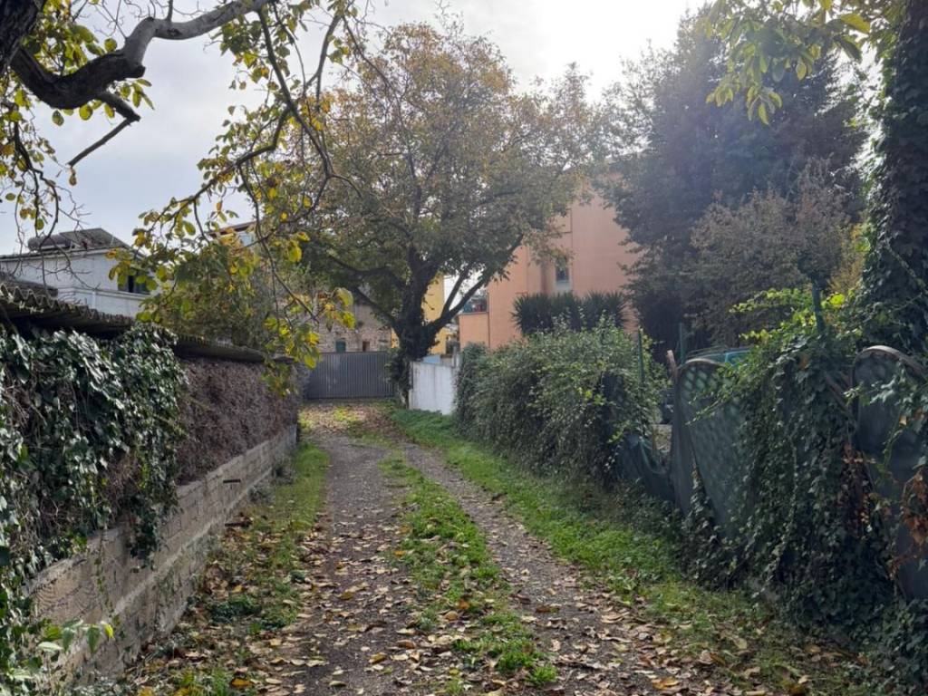 Terreno a Guidonia montecelio in Via Puglie - Foto 5